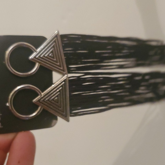 EARRINGS - Picture 4 of 5